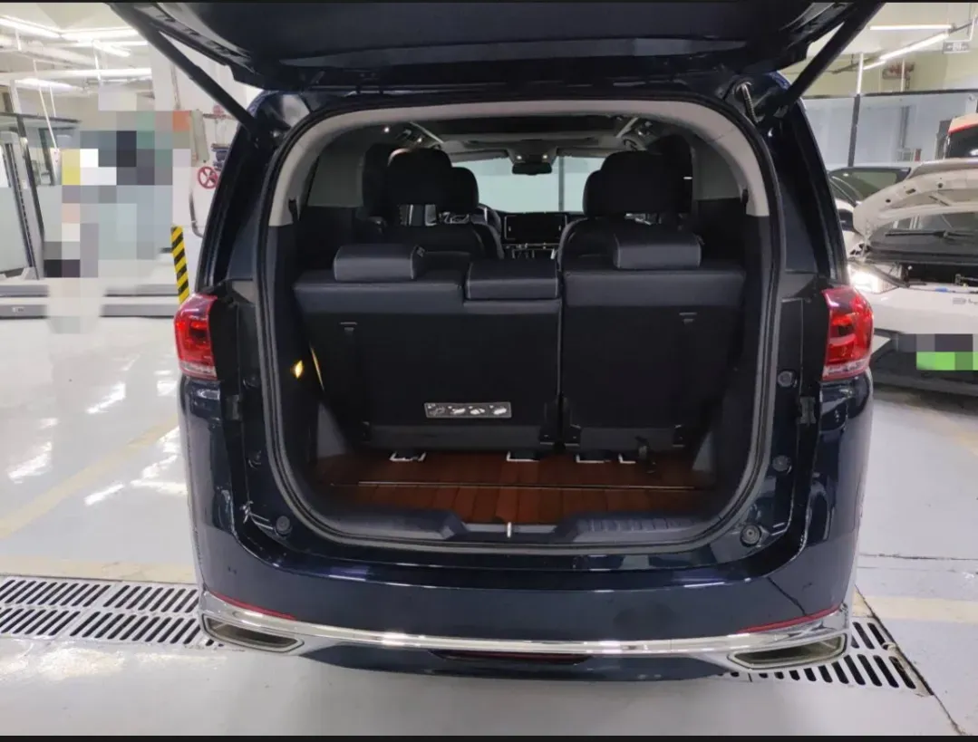 2021 GAC Trumpchi M8 2.0T 252HP L4 8AT,autocango,china used car exporter,china ev exporter,chinese used car exporter,chinese used ev exporter