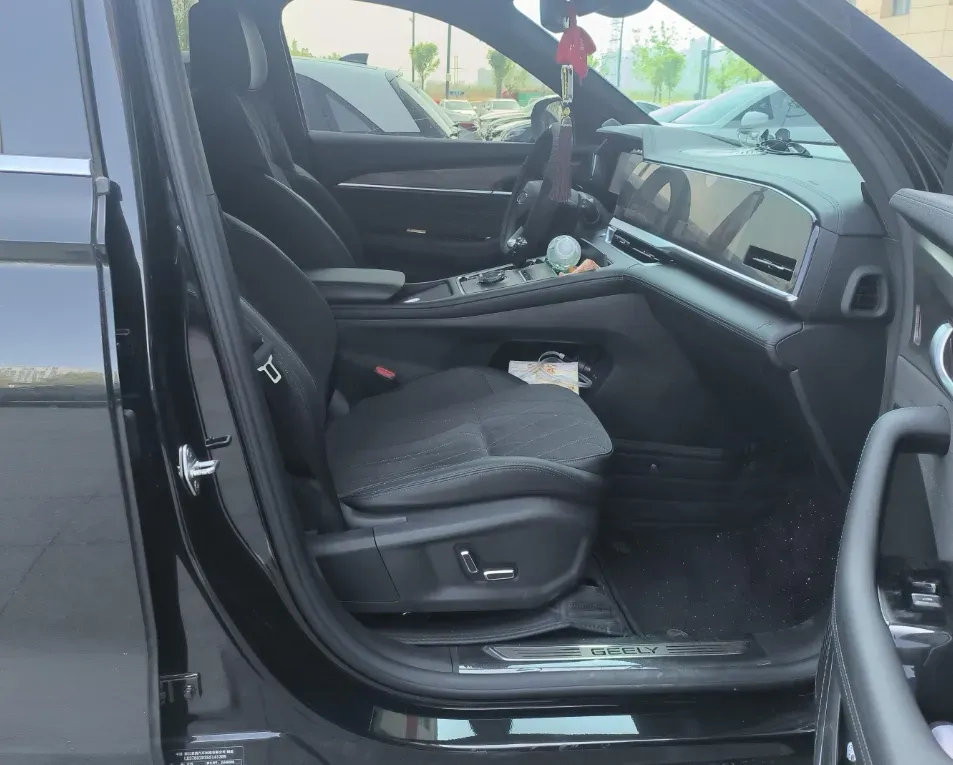 2025 Geely Monjaro 2.0T 238HP L4 8AT,autocango,china used car exporter,china ev exporter,chinese used car exporter,chinese used ev exporter