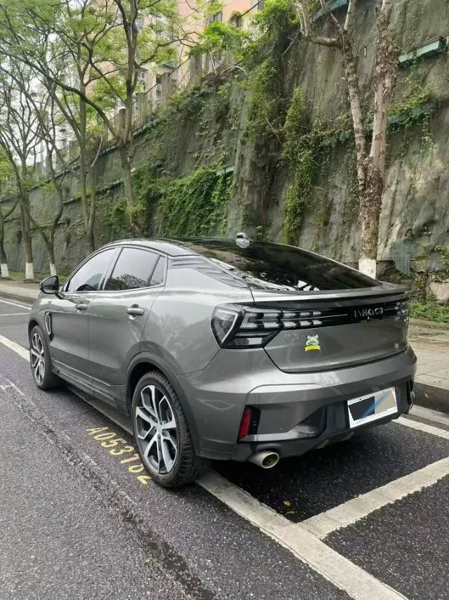 2022 LYNK&CO 05 2.0T 254HP L4 8AT,autocango,china used car exporter,china ev exporter,chinese used car exporter,chinese used ev exporter