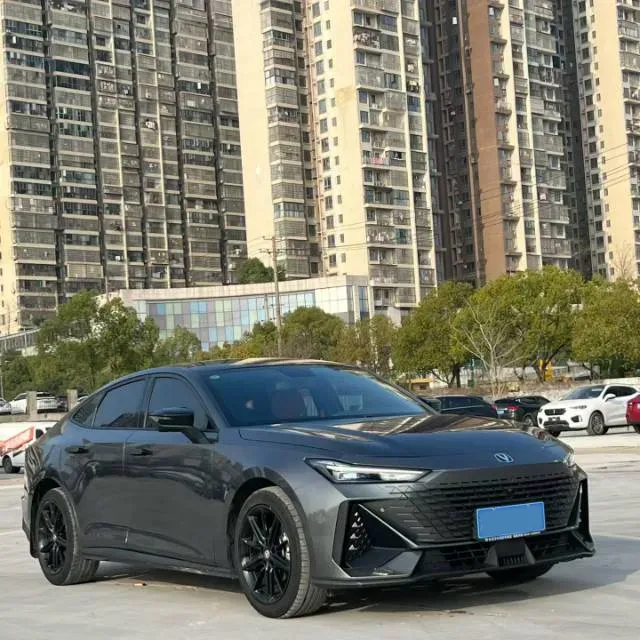 2022 ChangAn UNI-V 1.5T 188HP L4 7DCT,autocango,china used car exporter,china ev exporter,chinese used car exporter,chinese used ev exporter
