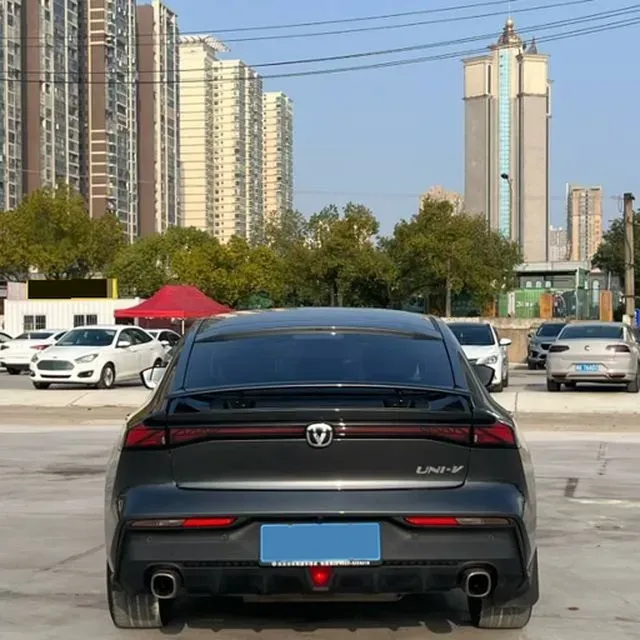 2022 ChangAn UNI-V 1.5T 188HP L4 7DCT,autocango,china used car exporter,china ev exporter,chinese used car exporter,chinese used ev exporter