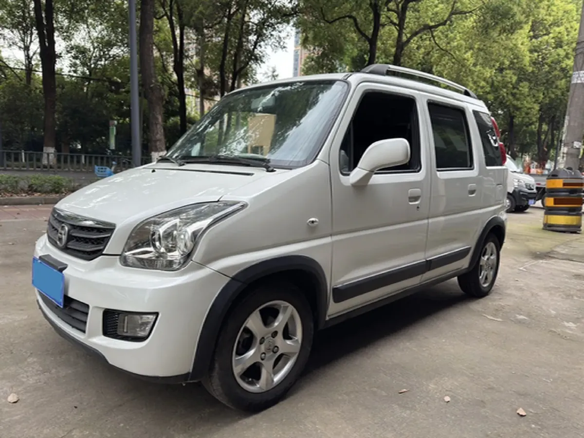 2020 BAIC ChangHe Wagon R X5 1.4L 97HP L4 5MT,autocango,china used car exporter,china ev exporter,chinese used car exporter,chinese used ev exporter