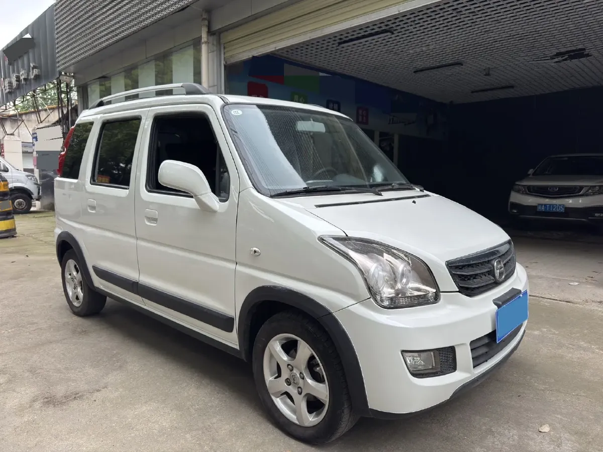 2020 BAIC ChangHe Wagon R X5 1.4L 97HP L4 5MT,autocango,china used car exporter,china ev exporter,chinese used car exporter,chinese used ev exporter