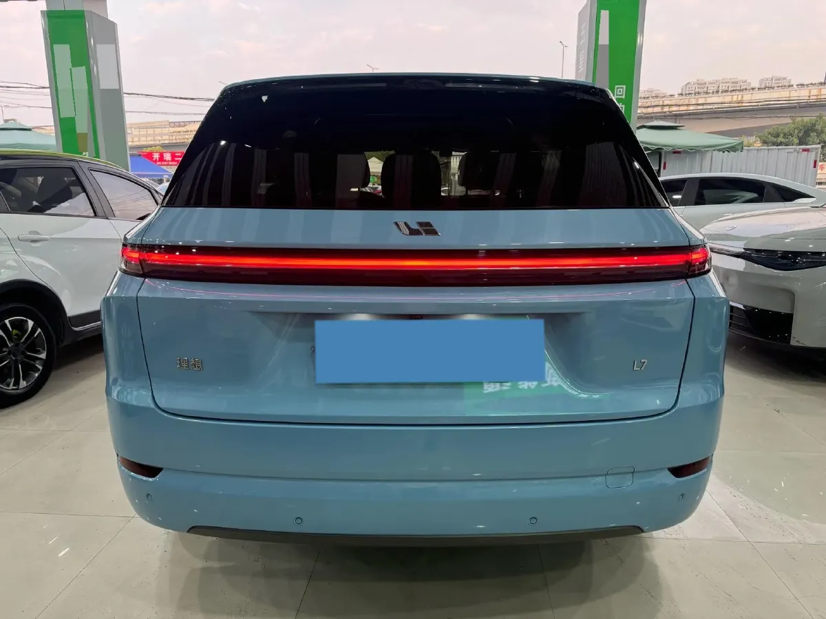 2024 Li L7 Range Extended 154HP REEV 42.8KWH,autocango,china used car exporter,china ev exporter,chinese used car exporter,chinese used ev exporter