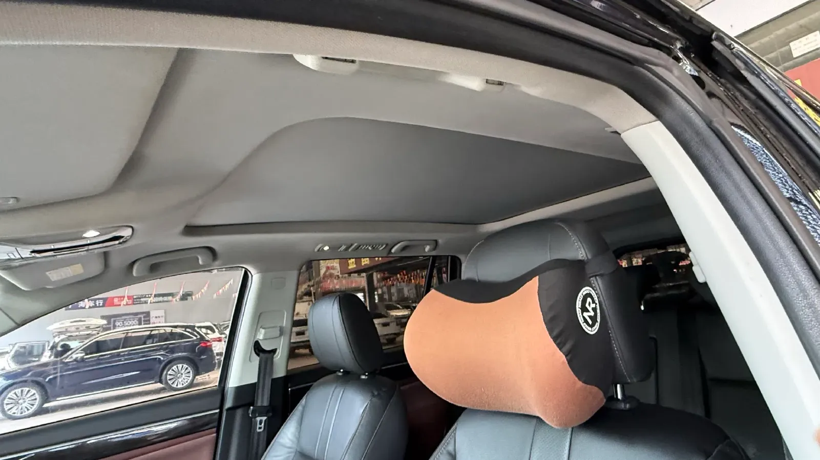 2017 GAC Trumpchi GS8 2.0T 201HP L4 6AT,autocango,china used car exporter,china ev exporter,chinese used car exporter,chinese used ev exporter