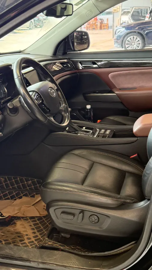 2017 GAC Trumpchi GS8 2.0T 201HP L4 6AT,autocango,china used car exporter,china ev exporter,chinese used car exporter,chinese used ev exporter