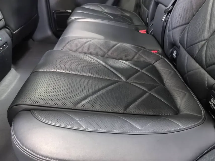 2023 FangChengBao Bao 5 1.5T 194HP L4 E-CVT PHEV 31.8KWH,autocango,china used car exporter,china ev exporter,chinese used car exporter,chinese used ev exporter