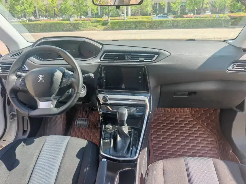 2018 Peugeot 308 1.2T 136HP L3 6AT,autocango,china used car exporter,china ev exporter,chinese used car exporter,chinese used ev exporter