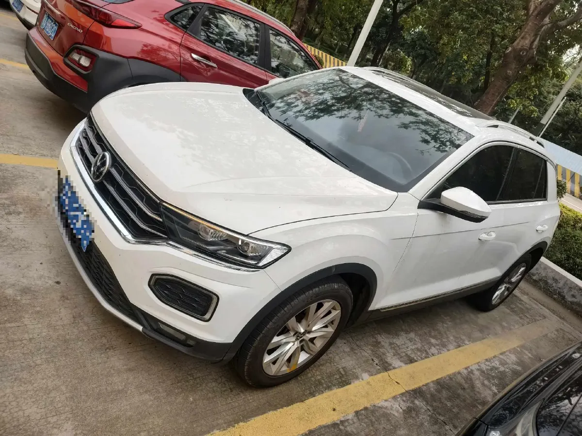 2022 Volkswagen T-Roc 1.4T 150HP L4 7DCT,autocango,china used car exporter,china ev exporter,chinese used car exporter,chinese used ev exporter