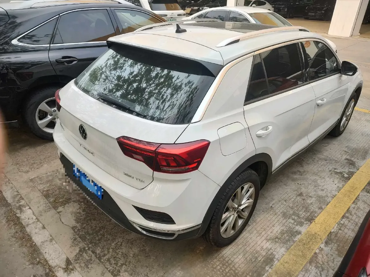 2022 Volkswagen T-Roc 1.4T 150HP L4 7DCT,autocango,china used car exporter,china ev exporter,chinese used car exporter,chinese used ev exporter