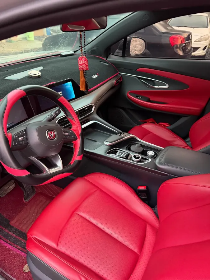 2020 ChangAn UNI-T 1.5T 180HP L4 7DCT,autocango,china used car exporter,china ev exporter,chinese used car exporter,chinese used ev exporter