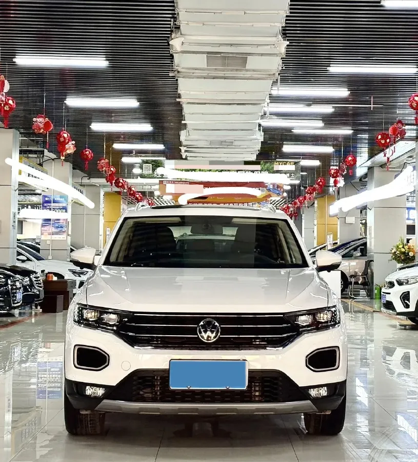 2022 Volkswagen T-Roc 1.4T 150HP L4 7DCT,autocango,china used car exporter,china ev exporter,chinese used car exporter,chinese used ev exporter