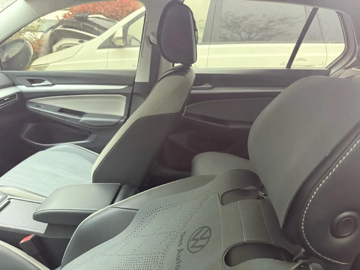 2021 Volkswagen Golf 1.4T 150HP L4 7DCT,autocango,china used car exporter,china ev exporter,chinese used car exporter,chinese used ev exporter