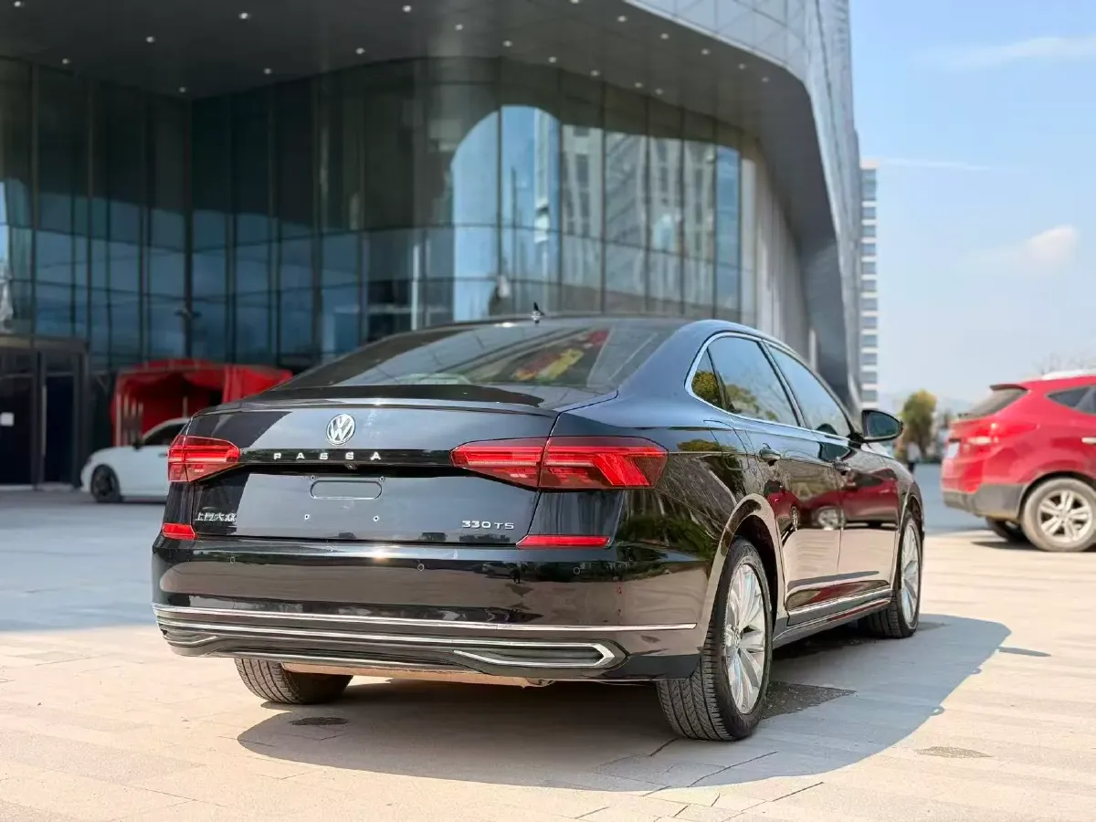 2019 Skoda Kodiak 2.0T 186HP L4 7DCT,autocango,china used car exporter,china ev exporter,chinese used car exporter,chinese used ev exporter