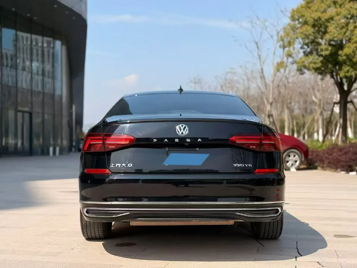 2019 Skoda Kodiak 2.0T 186HP L4 7DCT,autocango,china used car exporter,china ev exporter,chinese used car exporter,chinese used ev exporter