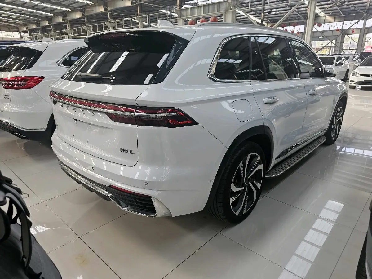 2021 Geely Monjaro 2.0T 218HP L4 7DCT,autocango,china used car exporter,china ev exporter,chinese used car exporter,chinese used ev exporter