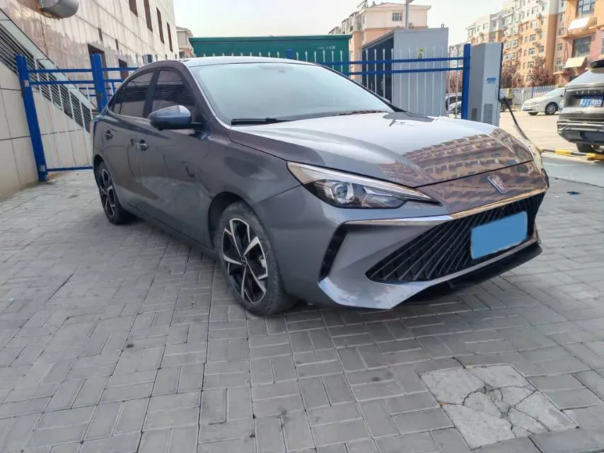 2024 Roewe i5 1.5L 129HP L4 CVT,autocango,china used car exporter,china ev exporter,chinese used car exporter,chinese used ev exporter