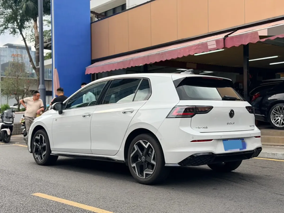 2025 Volkswagen Golf 1.5T 160HP L4 7DCT,autocango,china used car exporter,china ev exporter,chinese used car exporter,chinese used ev exporter