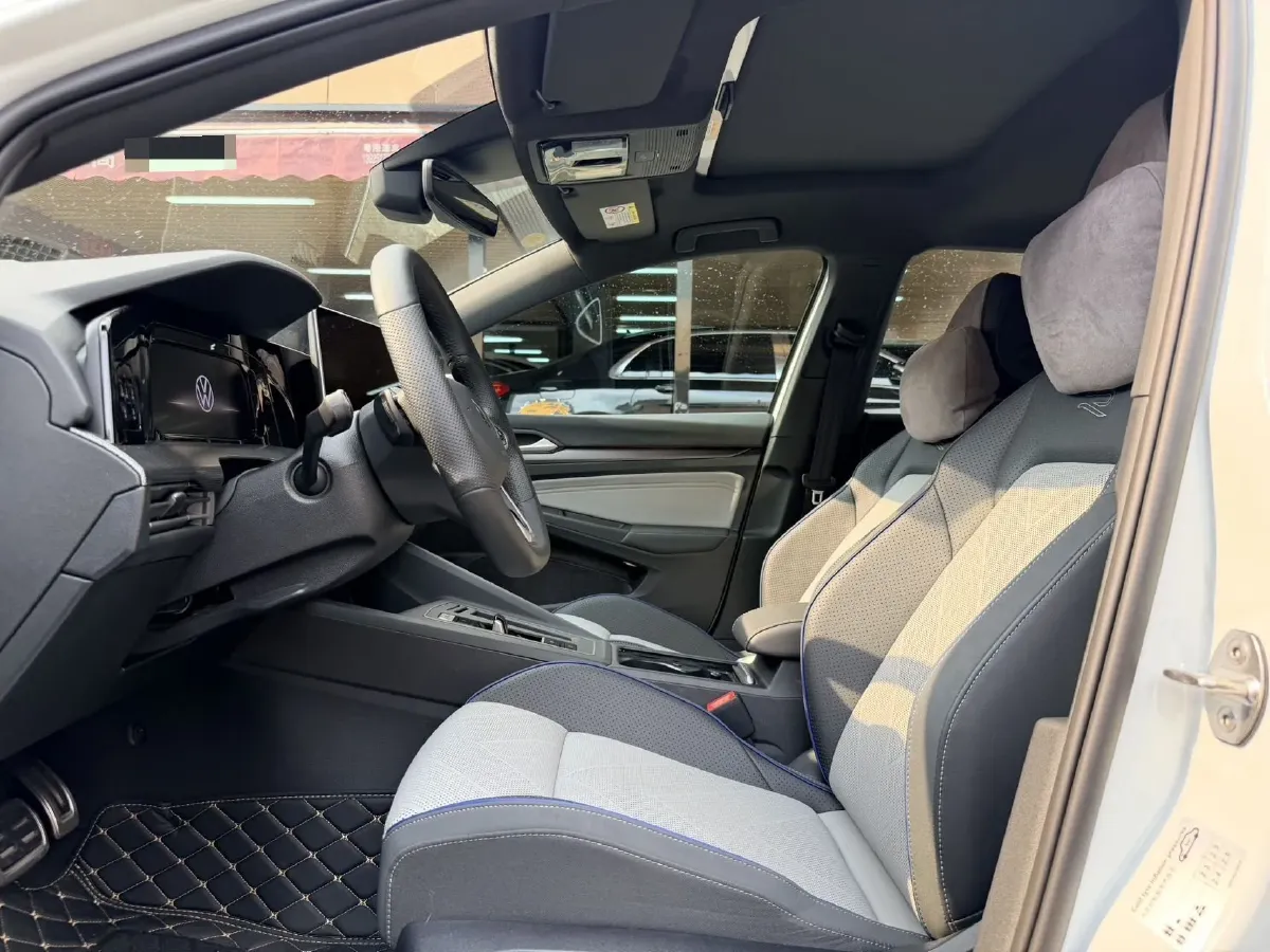 2025 Volkswagen Golf 1.5T 160HP L4 7DCT,autocango,china used car exporter,china ev exporter,chinese used car exporter,chinese used ev exporter