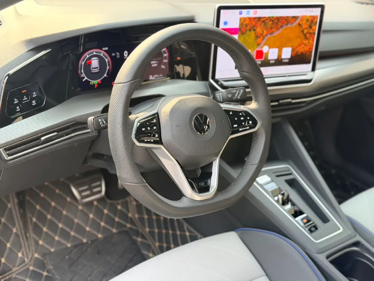 2025 Volkswagen Golf 1.5T 160HP L4 7DCT,autocango,china used car exporter,china ev exporter,chinese used car exporter,chinese used ev exporter