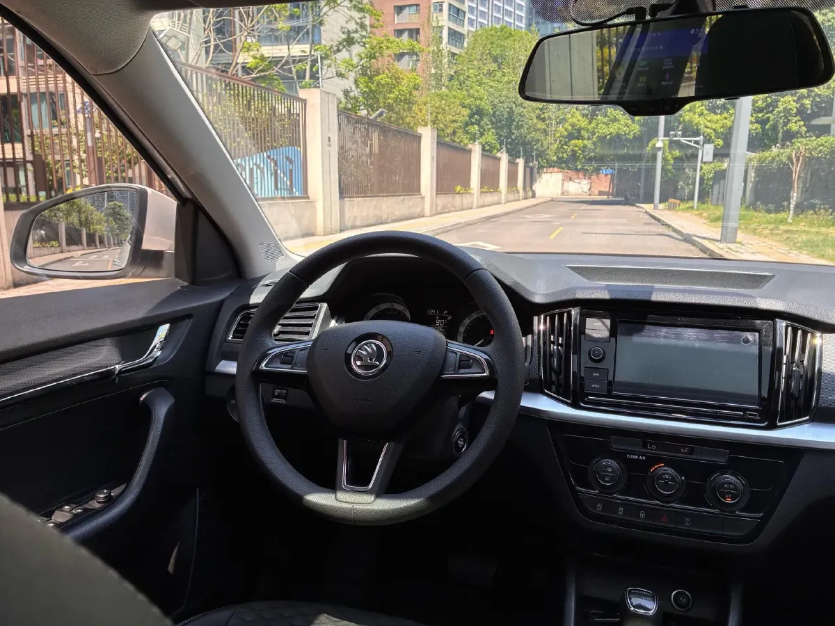 2018 Volkswagen Lavida 1.2T 116HP L4 7DCT,autocango,china used car exporter,china ev exporter,chinese used car exporter,chinese used ev exporter