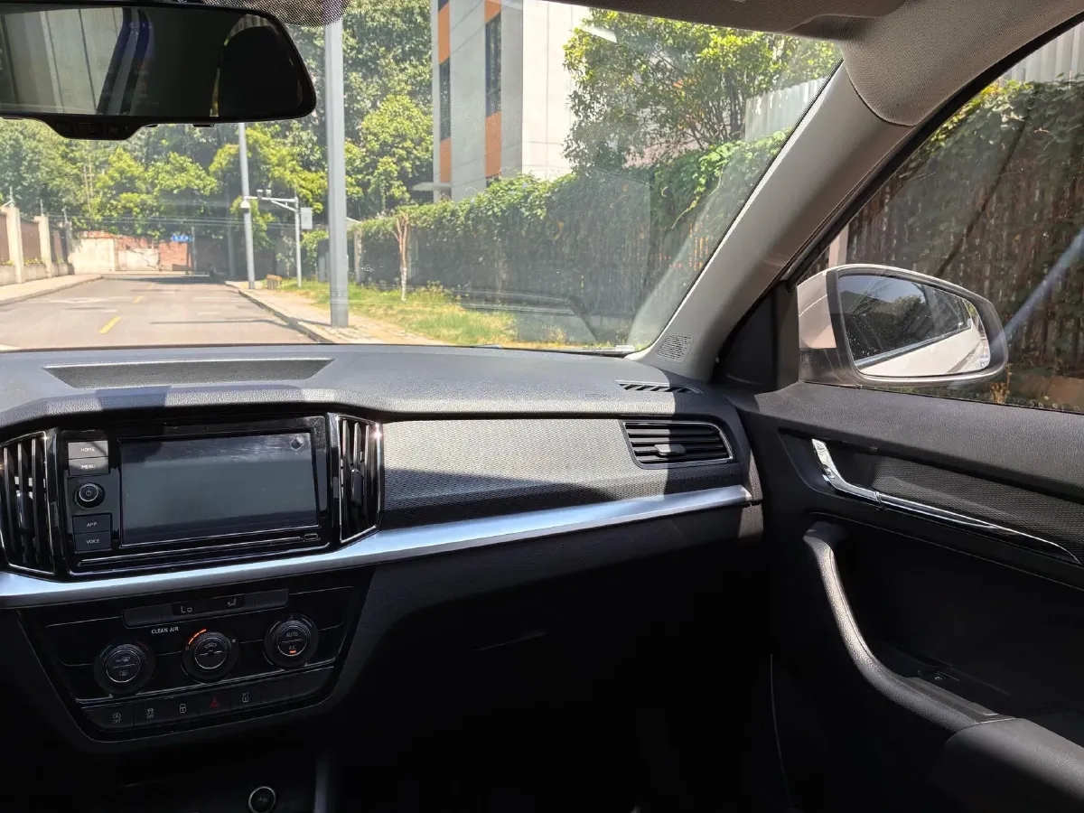 2018 Volkswagen Lavida 1.2T 116HP L4 7DCT,autocango,china used car exporter,china ev exporter,chinese used car exporter,chinese used ev exporter