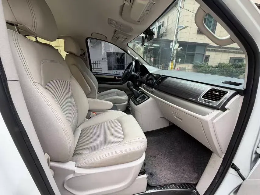 2016 MAXUS G10 2.4L 143HP L4 5MT,autocango,china used car exporter,china ev exporter,chinese used car exporter,chinese used ev exporter