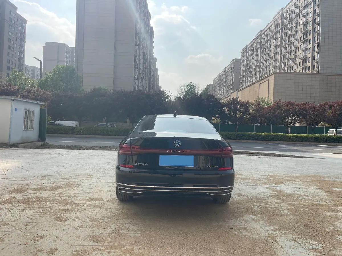 2025 Volkswagen Passat 2.0T 220HP L4 7DCT,autocango,china used car exporter,china ev exporter,chinese used car exporter,chinese used ev exporter