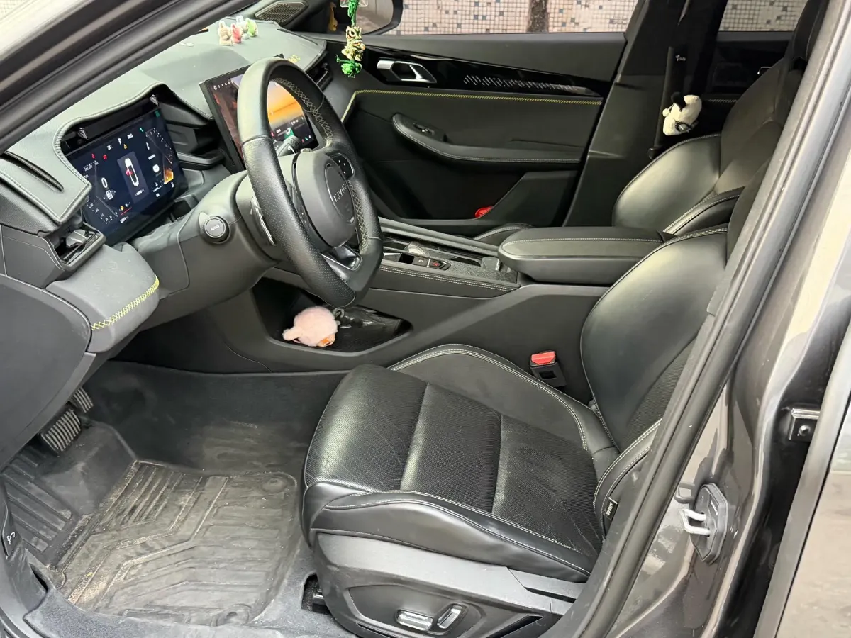 2023 LYNK&CO 03 2.0T 254HP L4 7DCT,autocango,china used car exporter,china ev exporter,chinese used car exporter,chinese used ev exporter