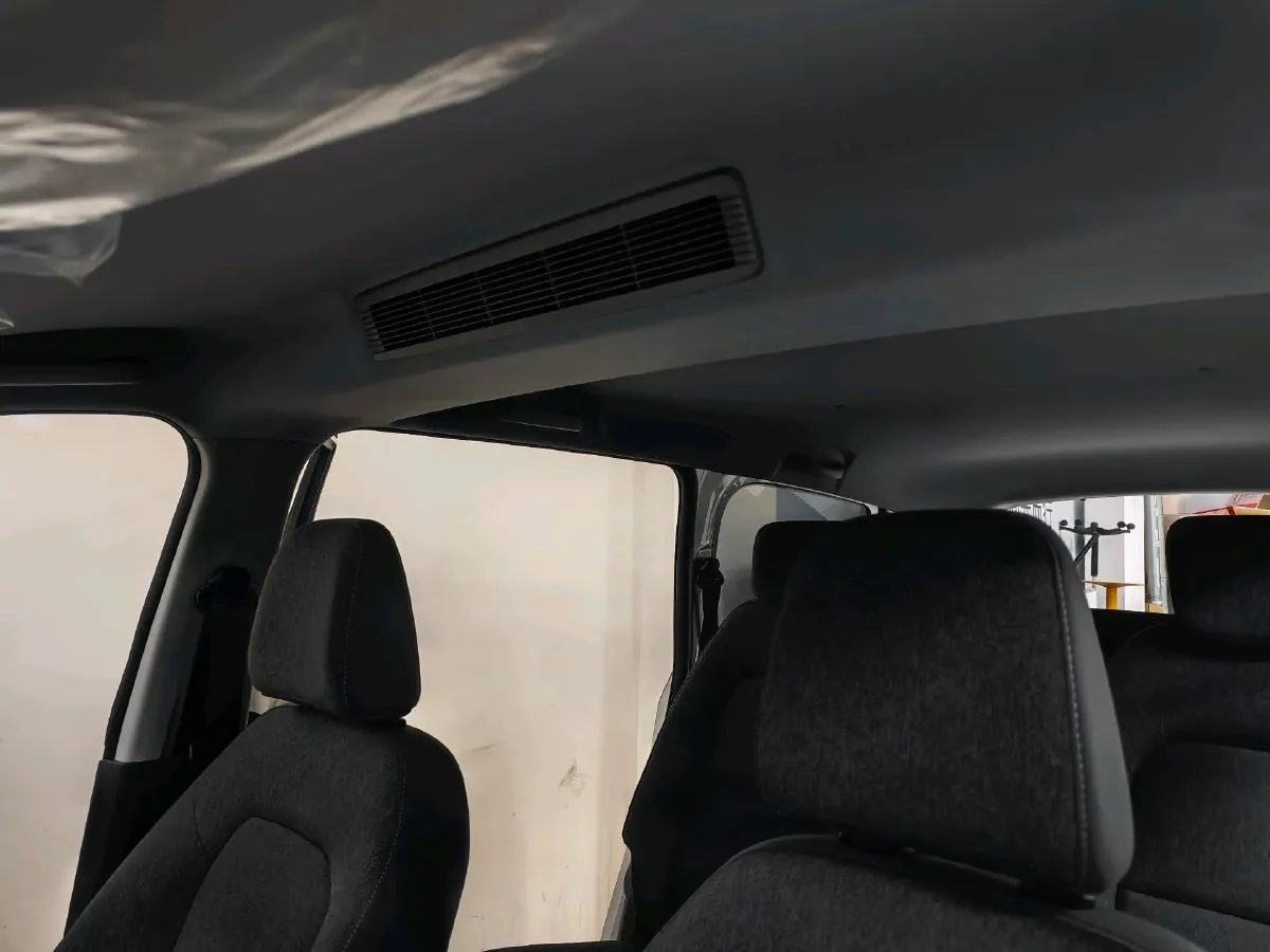 2025 WuLing HongGuang New Energy REEV 99HP REEV,autocango,china used car exporter,china ev exporter,chinese used car exporter,chinese used ev exporter