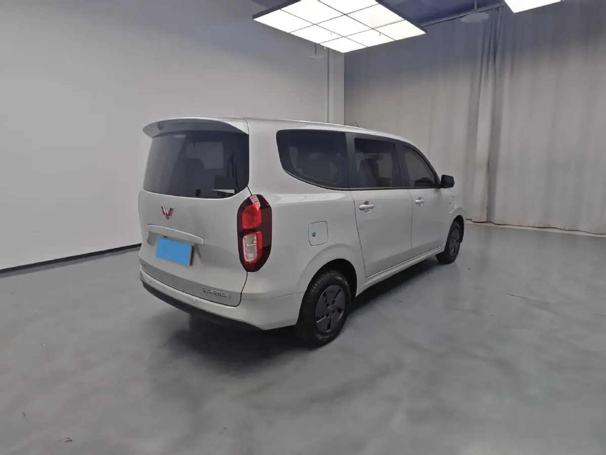 2025 WuLing HongGuang New Energy REEV 99HP REEV,autocango,china used car exporter,china ev exporter,chinese used car exporter,chinese used ev exporter