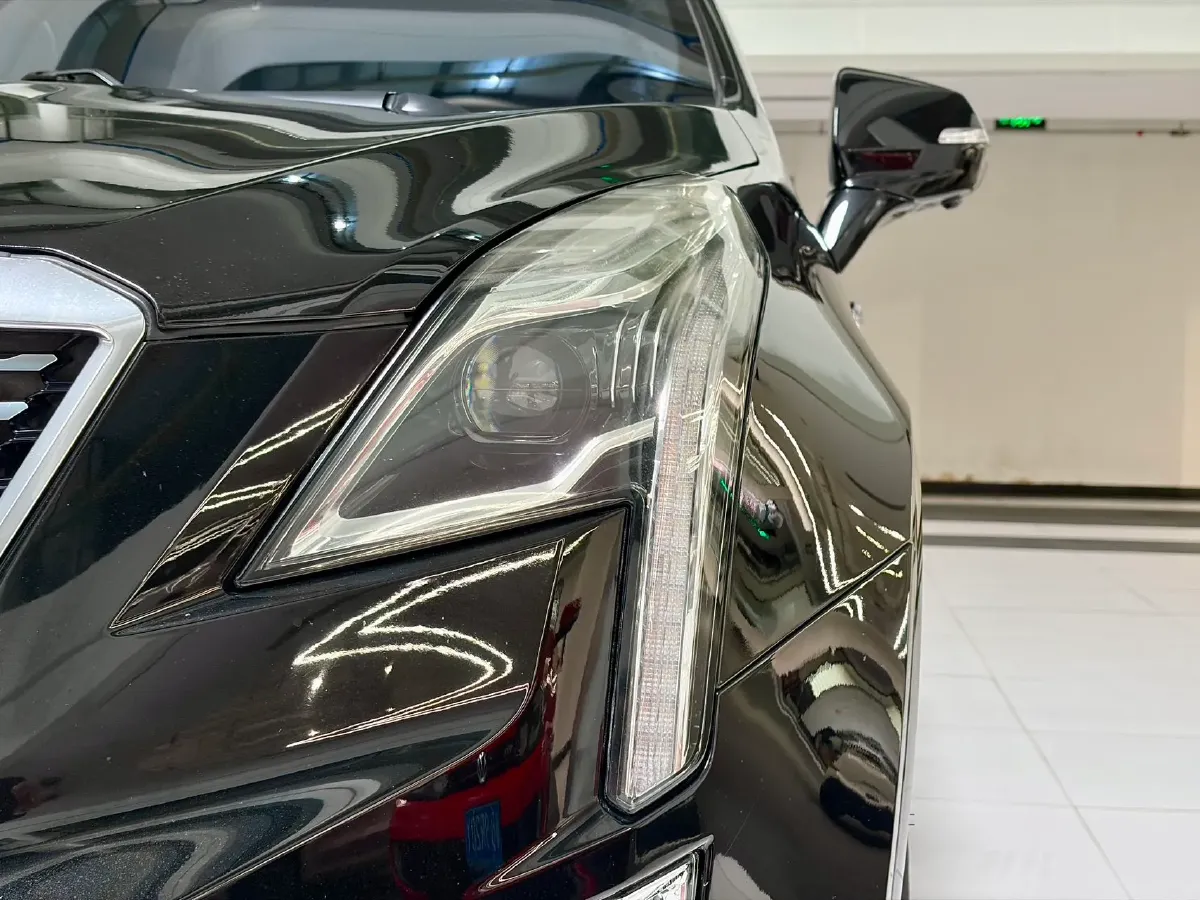 2020 Cadillac XT5 2.0T 237HP L4 9AT,autocango,china used car exporter,china ev exporter,chinese used car exporter,chinese used ev exporter