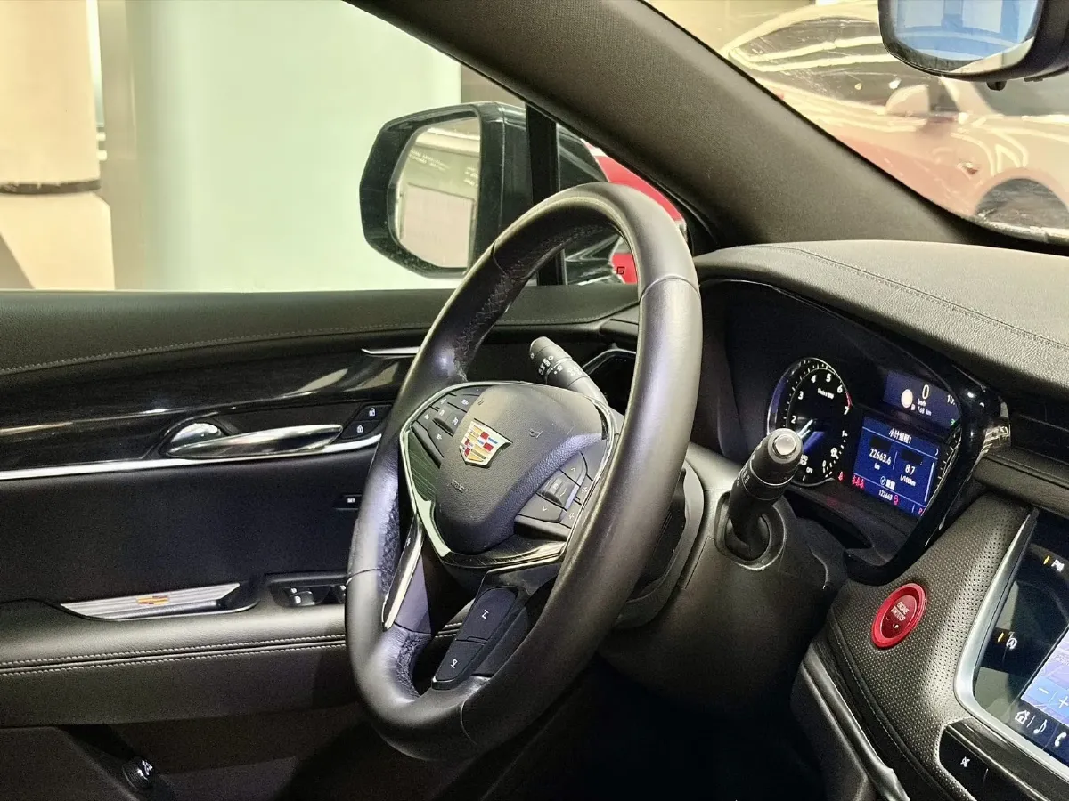 2020 Cadillac XT5 2.0T 237HP L4 9AT,autocango,china used car exporter,china ev exporter,chinese used car exporter,chinese used ev exporter