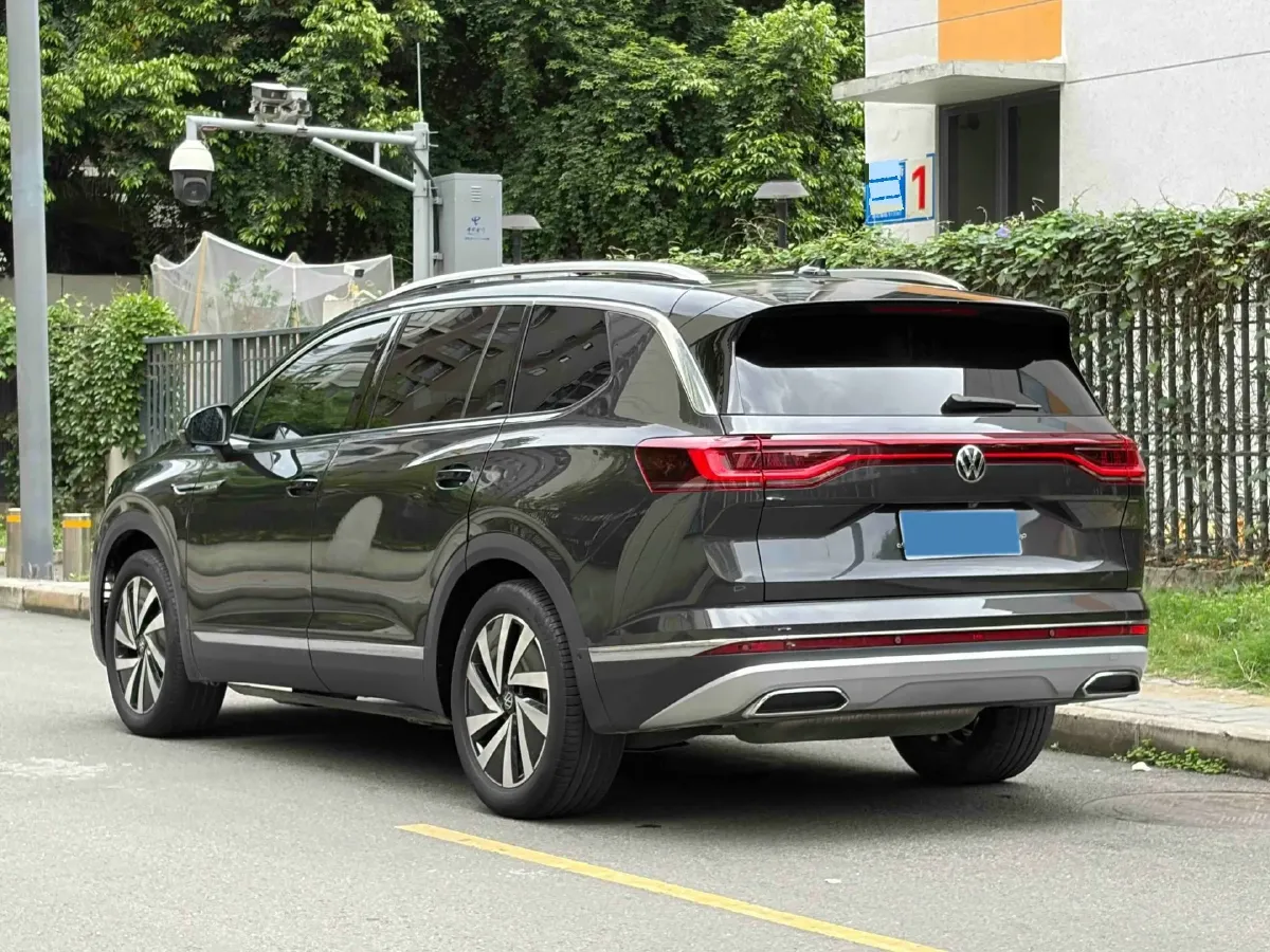 2021 Volkswagen Talagon 2.0T 186HP L4 7DCT,autocango,china used car exporter,china ev exporter,chinese used car exporter,chinese used ev exporter