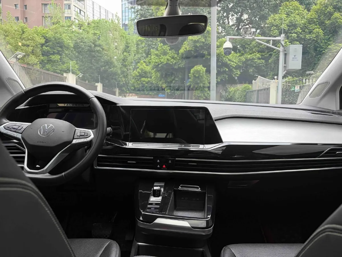 2021 Volkswagen Talagon 2.0T 186HP L4 7DCT,autocango,china used car exporter,china ev exporter,chinese used car exporter,chinese used ev exporter