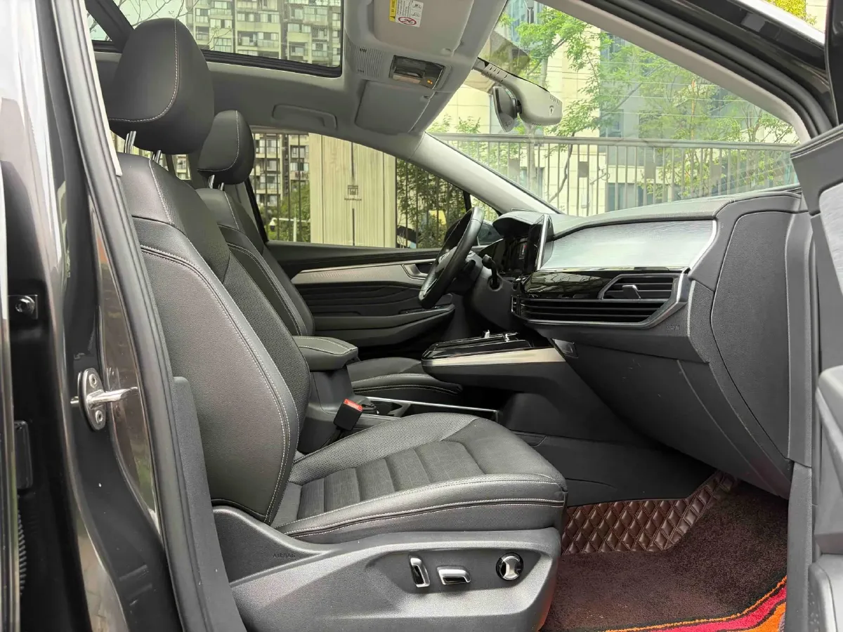 2021 Volkswagen Talagon 2.0T 186HP L4 7DCT,autocango,china used car exporter,china ev exporter,chinese used car exporter,chinese used ev exporter