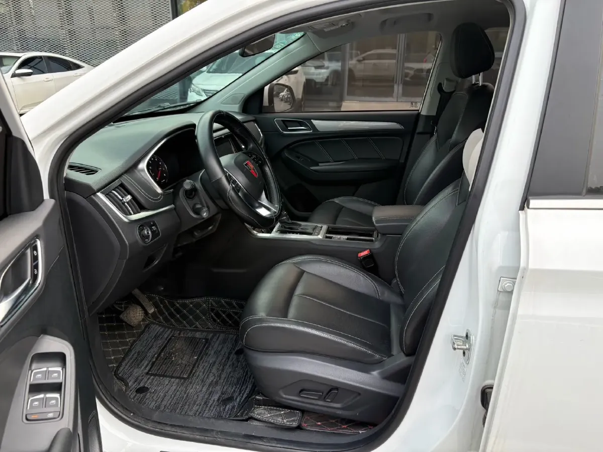 2019 Roewe i6 1.5T 169HP L4 7DCT,autocango,china used car exporter,china ev exporter,chinese used car exporter,chinese used ev exporter
