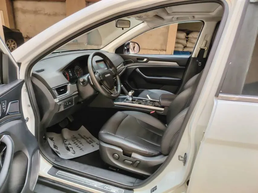 2018 Haval H6 1.5T 150HP L4 7DCT,autocango,china used car exporter,china ev exporter,chinese used car exporter,chinese used ev exporter