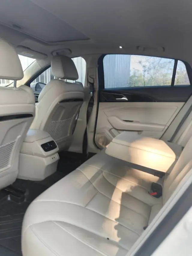 2019 HongQi H5 1.8T 180HP L4 6AT,autocango,china used car exporter,china ev exporter,chinese used car exporter,chinese used ev exporter