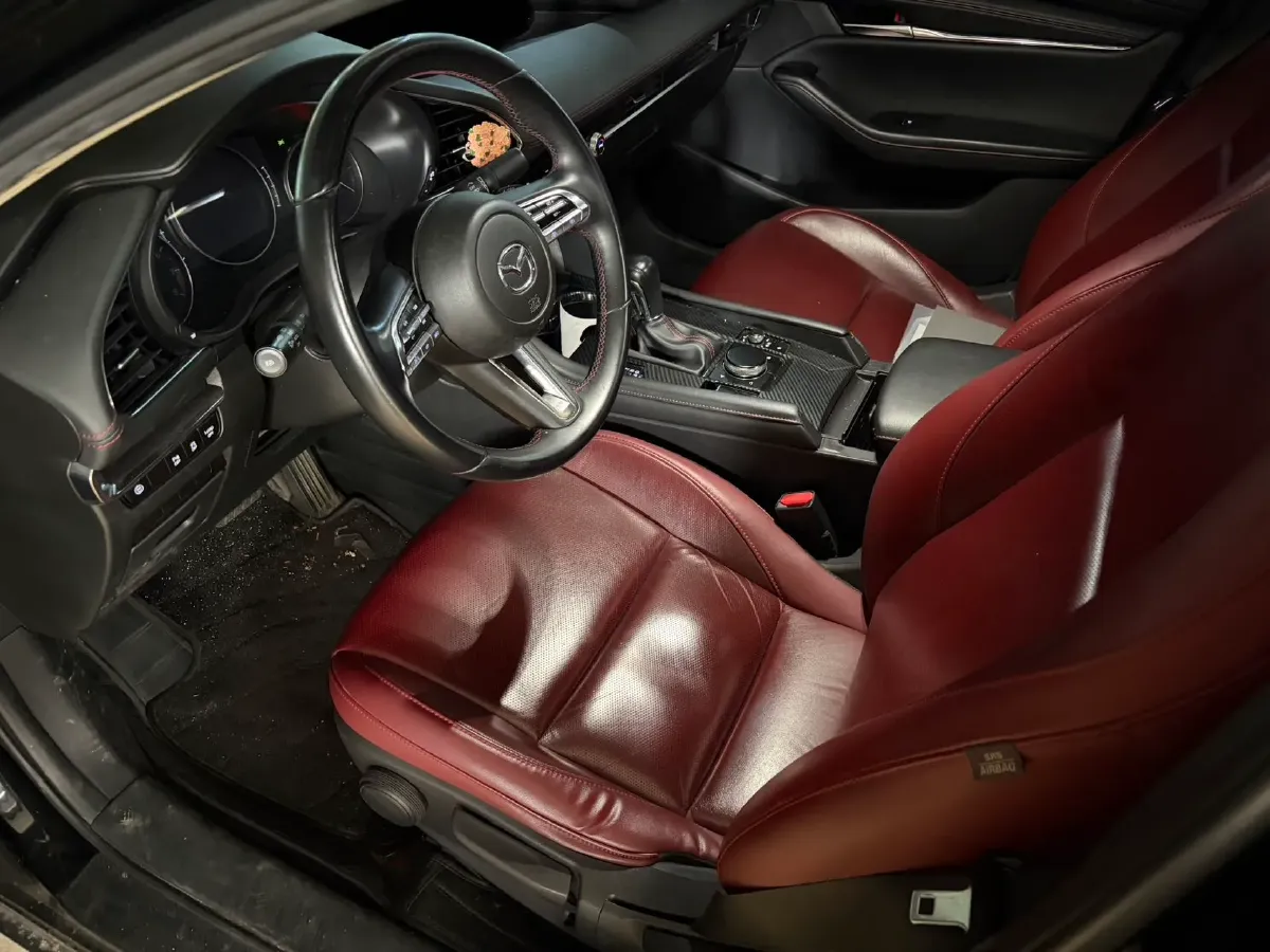 2022 Mazda 3 Axela 2.0L 158HP L4 6AT,autocango,china used car exporter,china ev exporter,chinese used car exporter,chinese used ev exporter