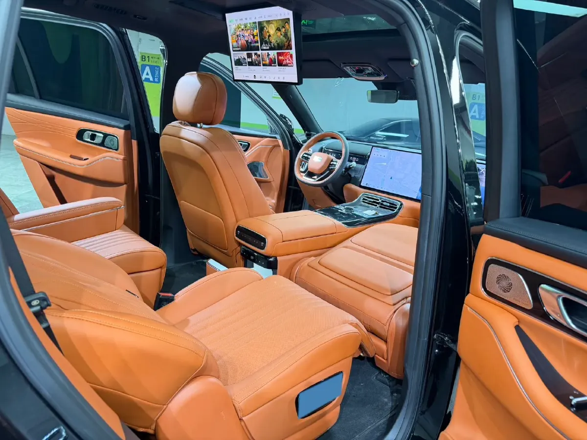 2025 Volkswagen Tiguan L 2.0T 220HP L4 7DCT,autocango,china used car exporter,china ev exporter,chinese used car exporter,chinese used ev exporter