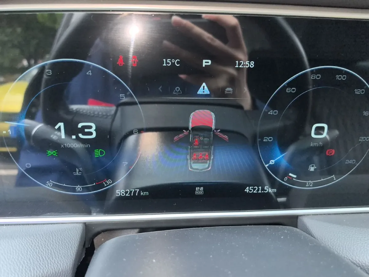 2022 HongQi HS5 2.0T 224HP L4 6AT,autocango,china used car exporter,china ev exporter,chinese used car exporter,chinese used ev exporter