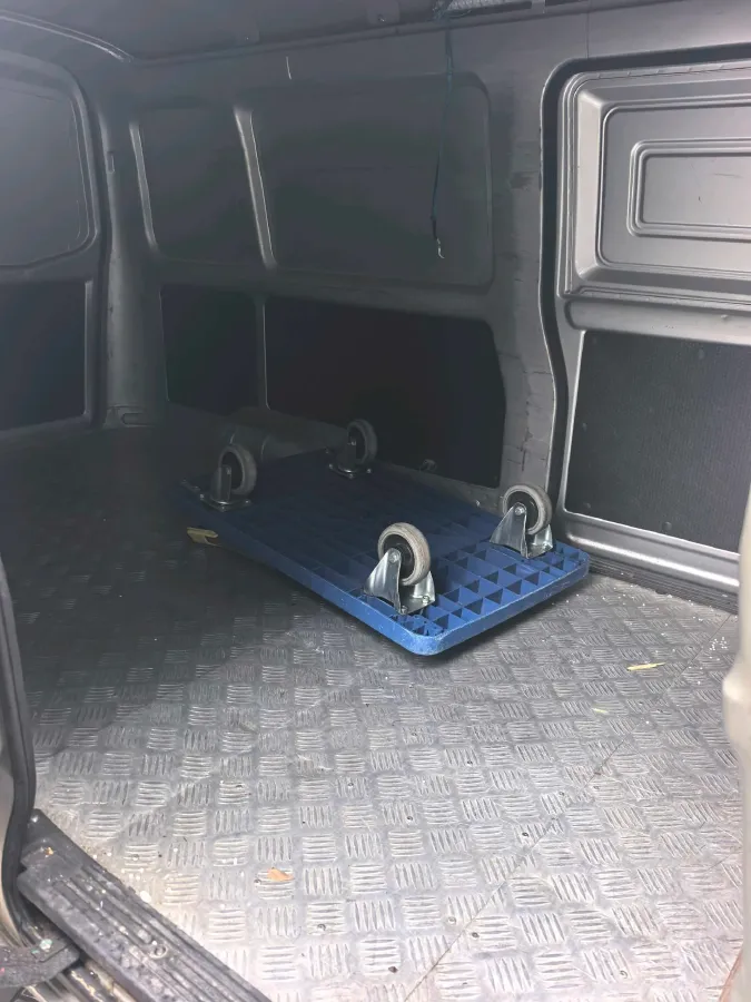 2021 Ford Escort 1.5L 122HP L3 6AT,autocango,china used car exporter,china ev exporter,chinese used car exporter,chinese used ev exporter