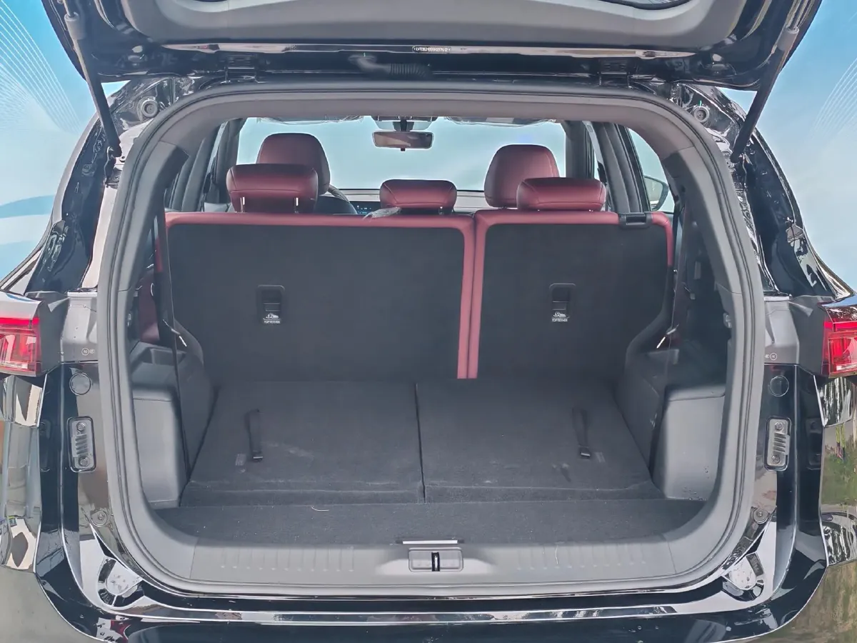 2025 Jetour X70 Plus 1.5T 156HP L4 6DCT,autocango,china used car exporter,china ev exporter,chinese used car exporter,chinese used ev exporter