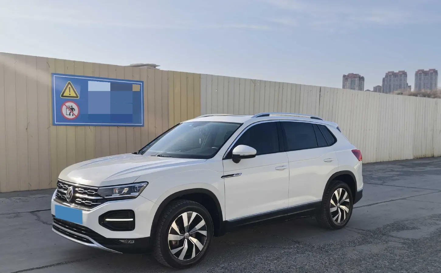 2019 MINI CLUBMAN 1.5T 102HP L3 6AT,autocango,china used car exporter,china ev exporter,chinese used car exporter,chinese used ev exporter