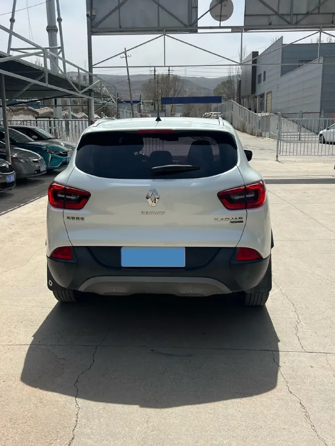 2017 Renault Kadjar 2.0L 150HP L4 CVT,autocango,china used car exporter,china ev exporter,chinese used car exporter,chinese used ev exporter