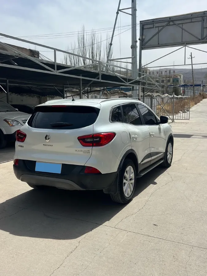 2017 Renault Kadjar 2.0L 150HP L4 CVT,autocango,china used car exporter,china ev exporter,chinese used car exporter,chinese used ev exporter