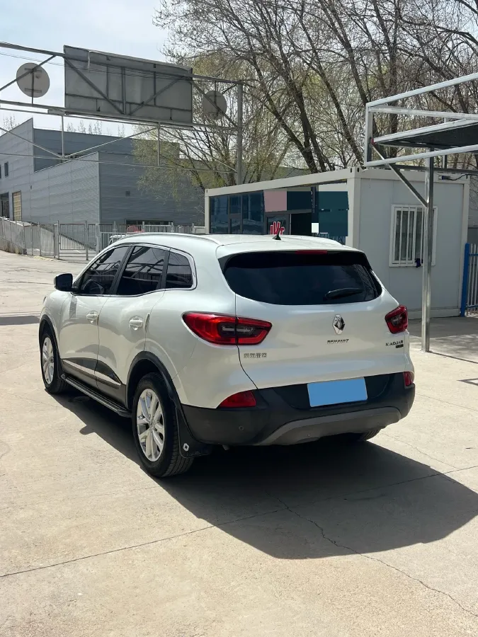 2017 Renault Kadjar 2.0L 150HP L4 CVT,autocango,china used car exporter,china ev exporter,chinese used car exporter,chinese used ev exporter