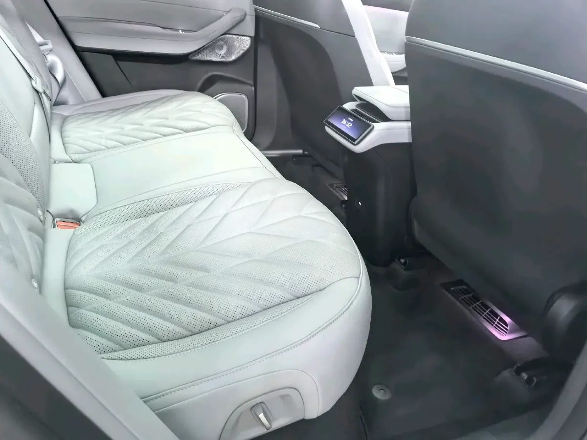 2025 NIO ES6 BEV,autocango,china used car exporter,china ev exporter,chinese used car exporter,chinese used ev exporter