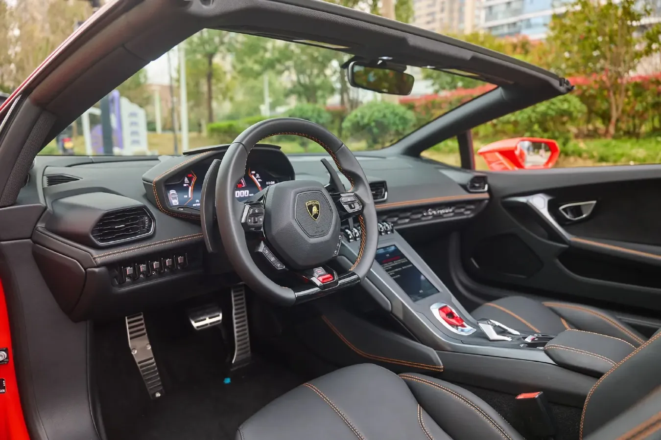 2019 Lamborghini Huracán 5.2L 640HP V10 7DCT,autocango,china used car exporter,china ev exporter,chinese used car exporter,chinese used ev exporter